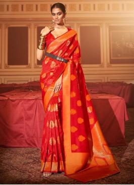 Thrilling Weaving Ceremonial Saree