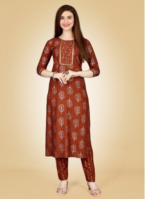 Titillating Casual Kurti For Casual