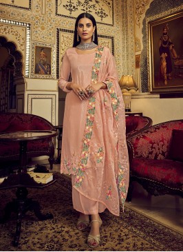 Unique Georgette Peach Salwar Kameez