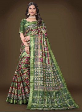 Versatile Classic Saree For Sangeet