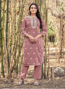 Voguish Embroidered Ceremonial Designer Kurti