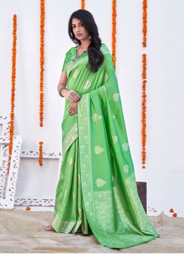 Weaving Banarasi Silk Classic Saree in Green