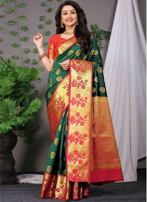 Weaving Banarasi Silk Classic Saree in Green