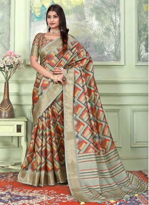 Weaving Banarasi Silk Saree in Multi Colour