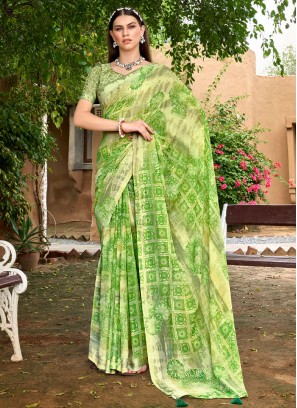 Weight Less Contemporary Saree in Green