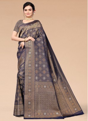 Whimsical Silk Blend Woven Classic Saree