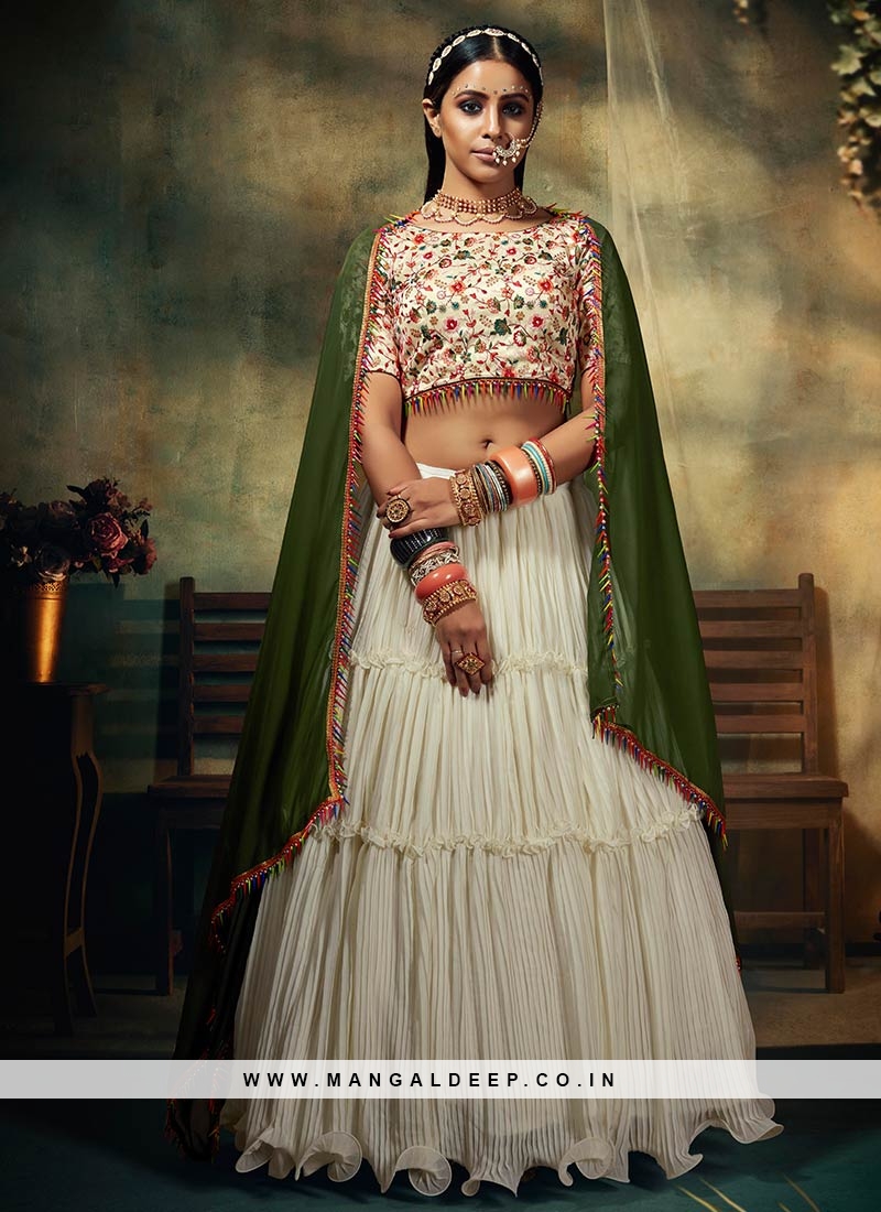 Wedding Wear Malty New Design Fancy Paplone Lehenga CHoli at Rs 9195 in  Surat-vietvuevent.vn