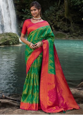 Woven Kanjivaram Silk Saree in Green