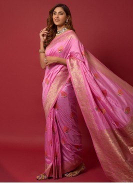 Woven Silk Classic Saree in Pink